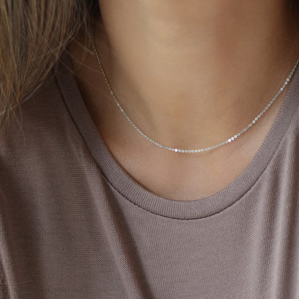 Silver Stainless Steel Cable Chain Necklace – Everyday Essential