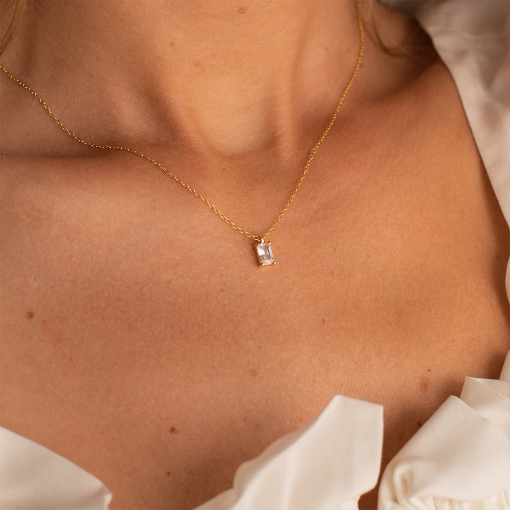 Gold Emerald-Cut Crystal Pendant Necklace – Elegant Minimalist Jewelry