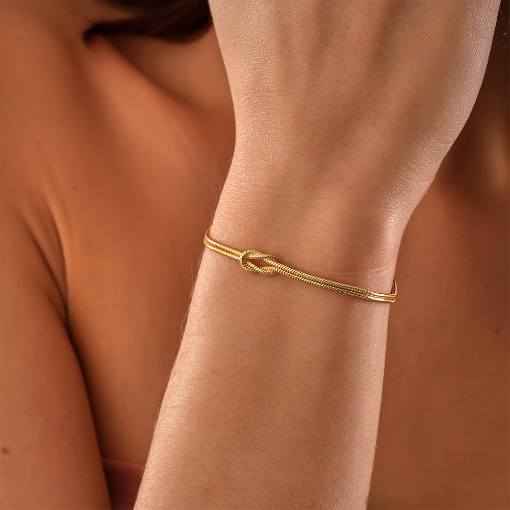 Love Know Bracelet – Dainty Crystal Jewelry
