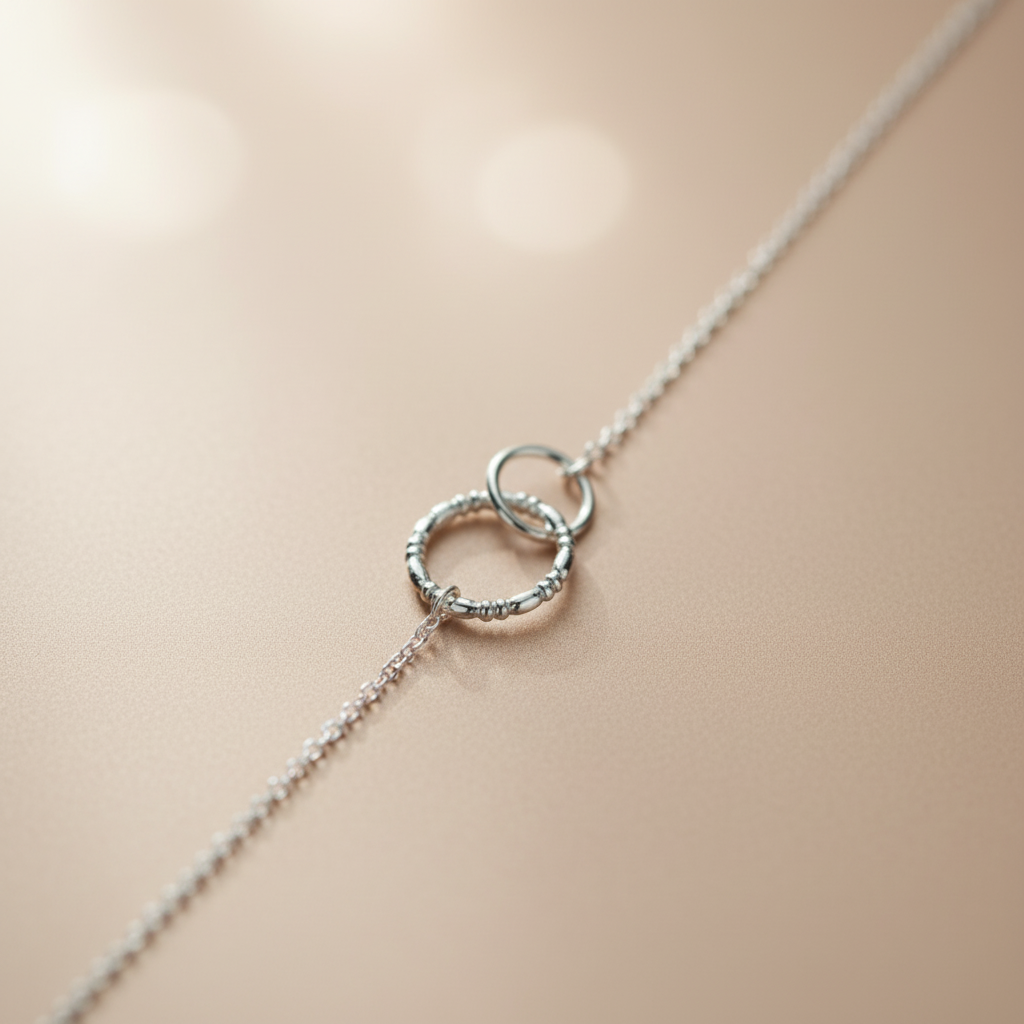 Interlocking Rings Bracelet – Gold Stainless Steel